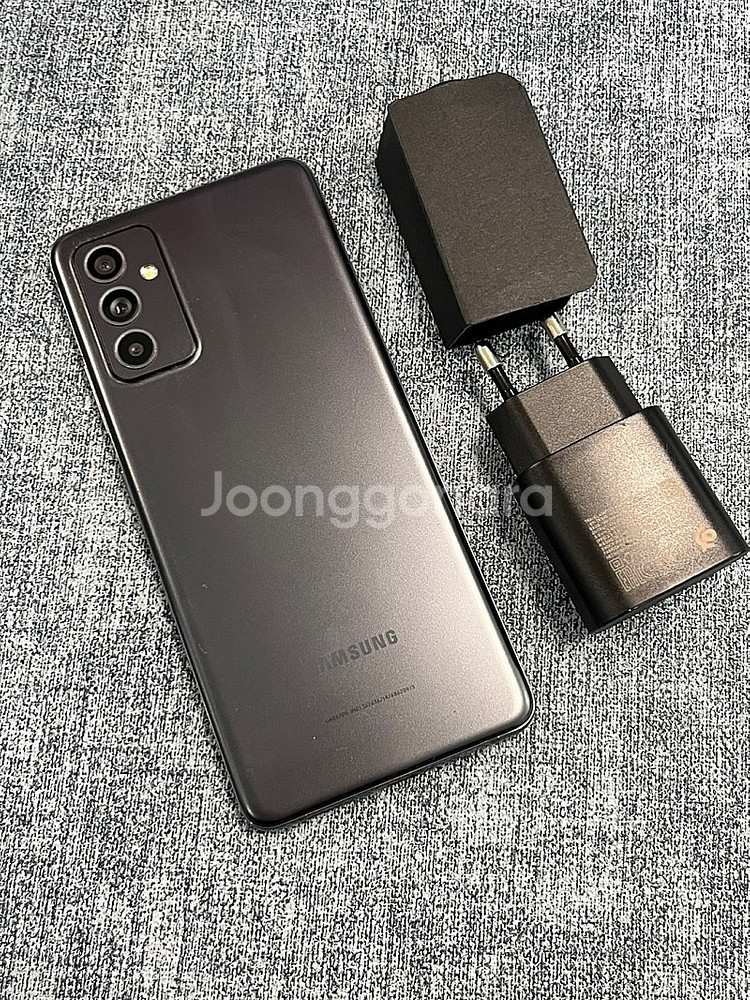 (미파손A급단말기) 갤럭시퀀텀2 블랙 128G 외관 깨...--0
