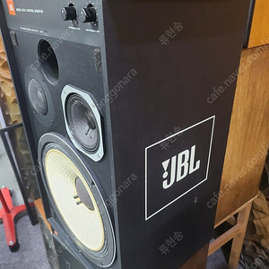 JBL 4312a