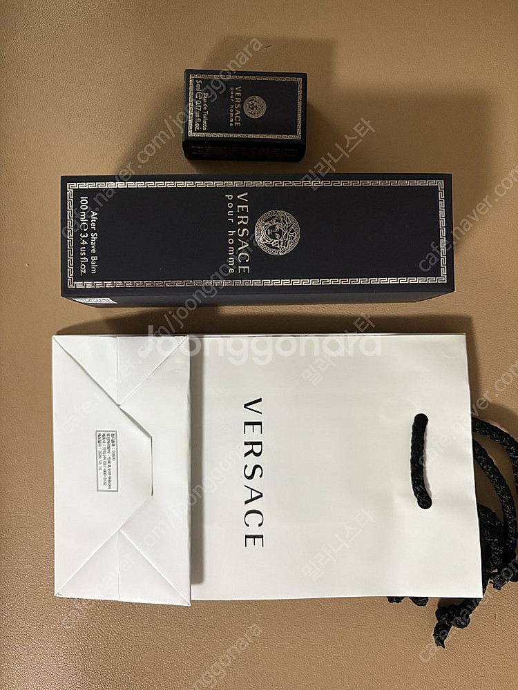 베르사체 뿌르옴므 쉐이브 밤+미니어쳐&쇼핑백 팝니다--1