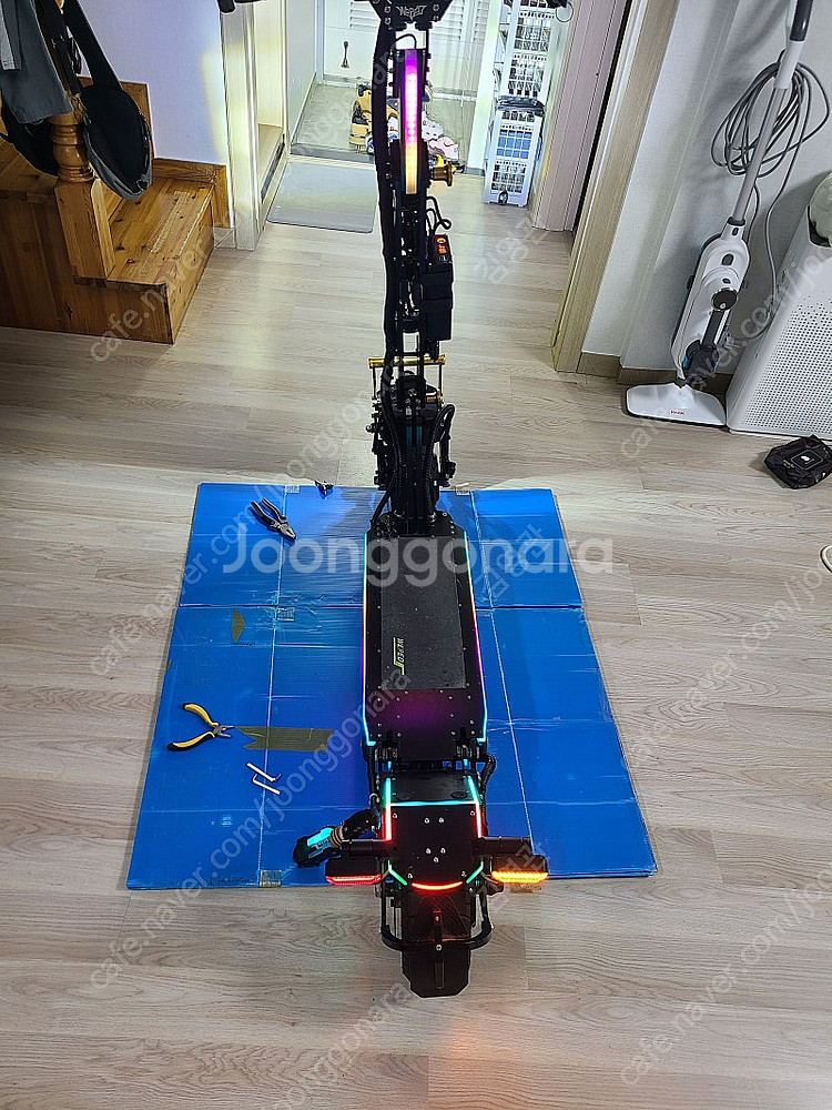 위페드 폴드2s 중고 판매합니다--0