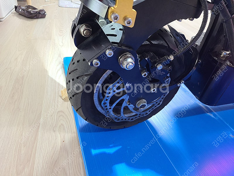 위페드 폴드2s 중고 판매합니다--3