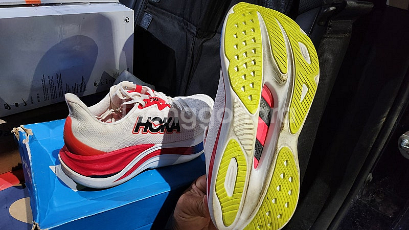 호카 스카이워드× 255사이즈--3