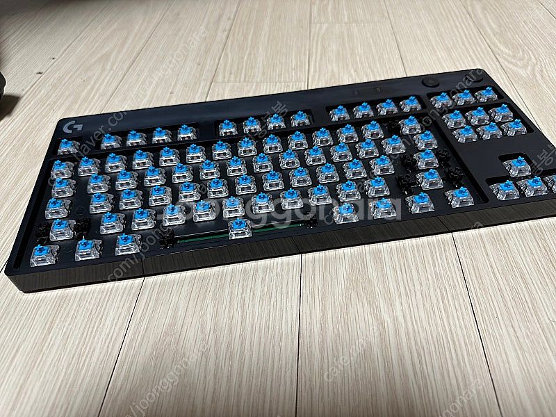로지텍 지프로(g pro) x 키보드팝니다--3