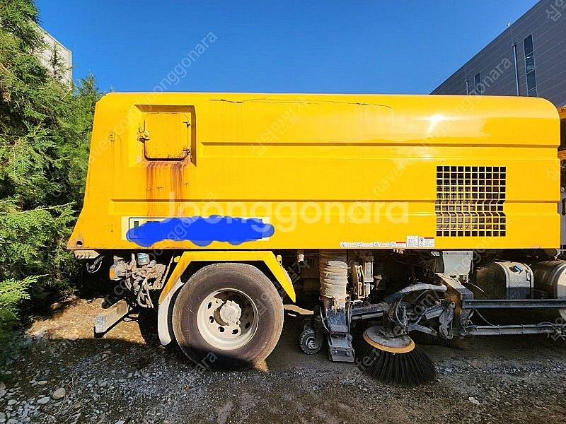 8.5톤 이택노면진공청소차량 중고 도로청소차 판매합니다--2