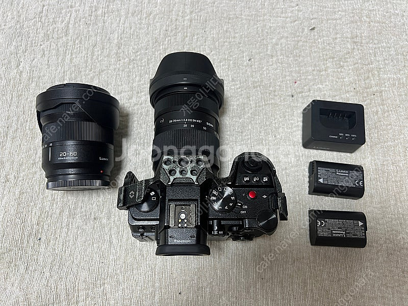 S5m2 카메라 배터리2개 충전기 스몰리그 번들렌즈/2...--0