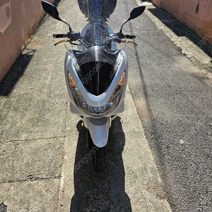 18년식 내,외관 A급 pcx125 판매합니다