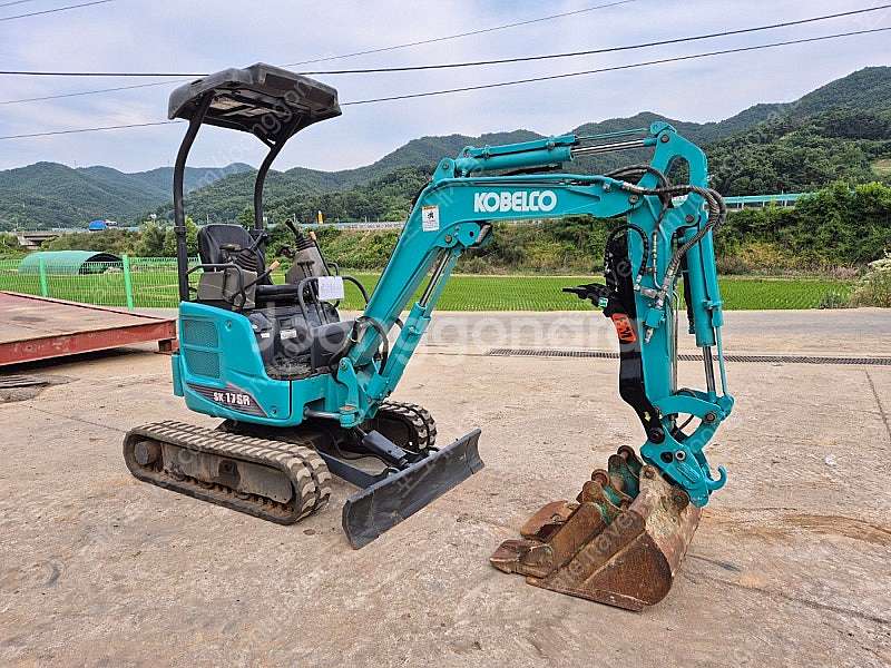 농장용 중고굴삭기 2019년식 코벨코 SK17 코끼리집...--4