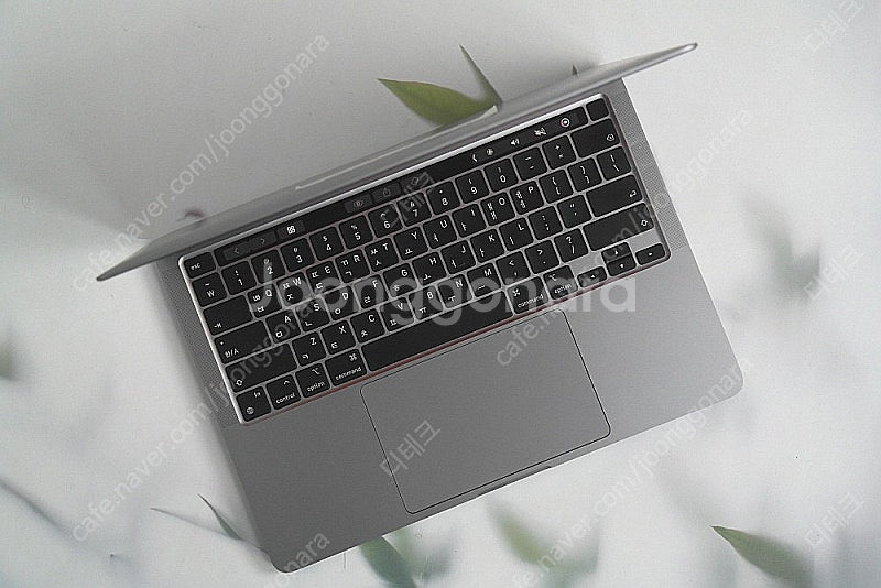 애플 맥북프로터치바 A2338/Apple M2 판매합니...--9