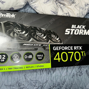 이엠텍 4070ti 블랙스톰 팝니다