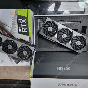 보증남은 RTX 3090 슈프림 X 24GB 2대 판매합니다.