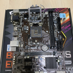 i5-6600, 기가바이트 GIGABYTE GA-H110M-S2H, 삼성 DDR4 4기가 판매합니다!