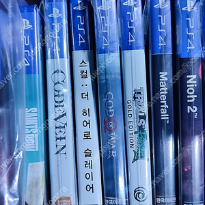 ps4 게임 팝니다( 시푸 / 인왕 / 코드베인 )