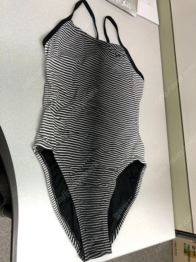 나이키 올림픽에디션 컷아웃 블랙28--0