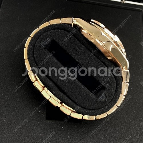 [팝니다] 바쉐론 콘스탄틴 오버시즈 7900V 풀 골드 (금통) 2022년식--2