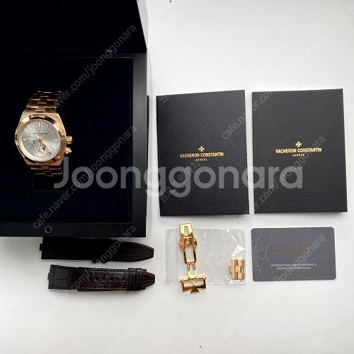 [팝니다] 바쉐론 콘스탄틴 오버시즈 7900V 풀 골드 (금통) 2022년식--4