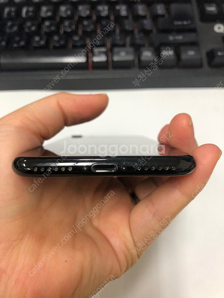 983210 아이폰7 제트블랙 외관깔끔 32GB 무잔상...--5
