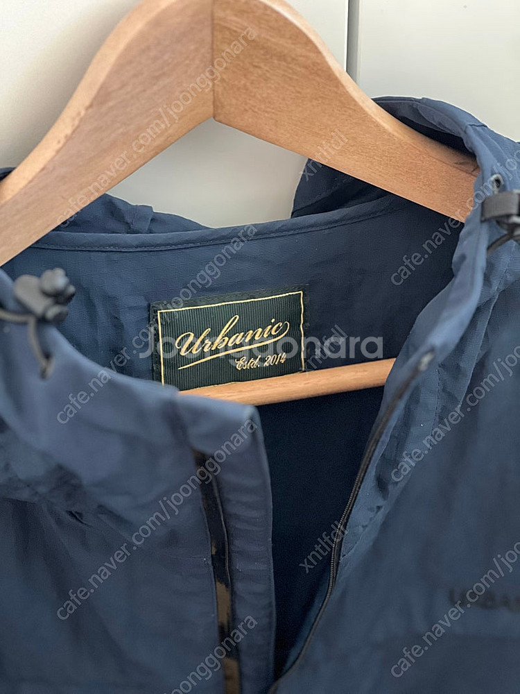 얼바닉 바람막이(Urbanic30 explore jacket) - 네이비 m 사이즈--0
