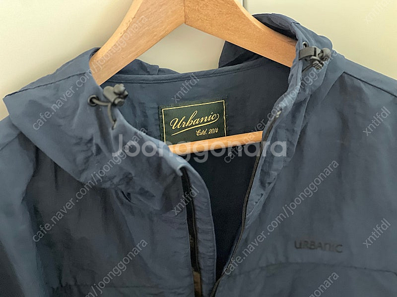 얼바닉 바람막이(Urbanic30 explore jacket) - 네이비 m 사이즈--1