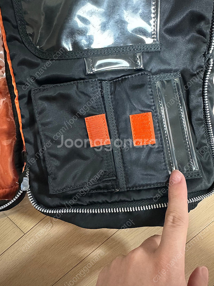 요시다포터 탱커 숄더백 라지 팝니다.--4