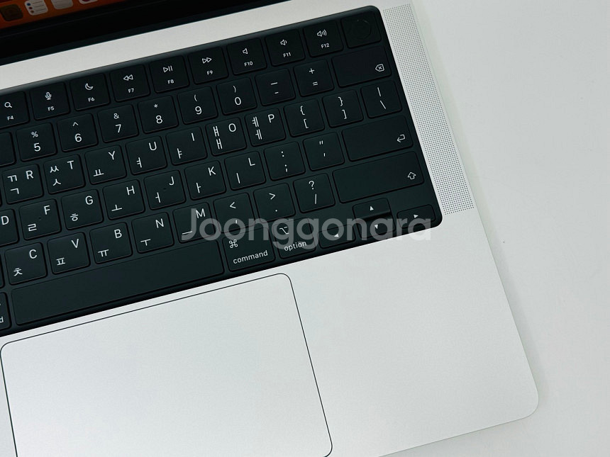 APPLE 맥북프로 14인치 M1 512GB 실버 상태...--1