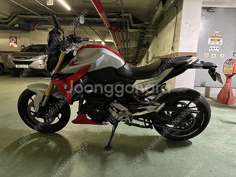 BMW 2021년식 F900R 판매합니다.--0