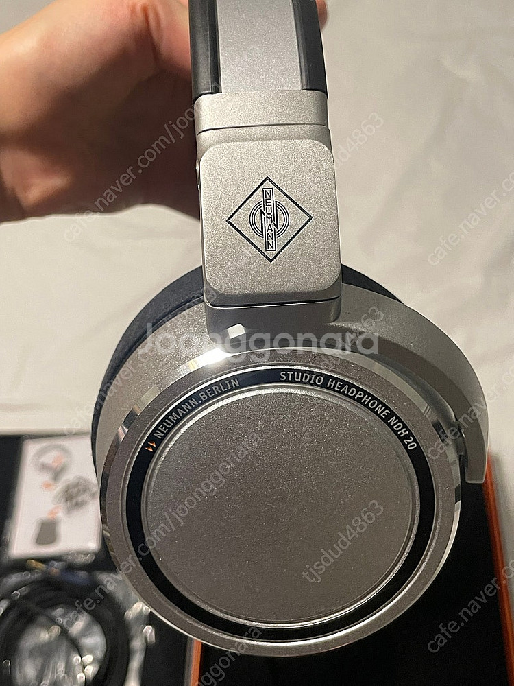 노이만 NDH20 프리미엄 모니터링 헤드폰 판매합니다--4