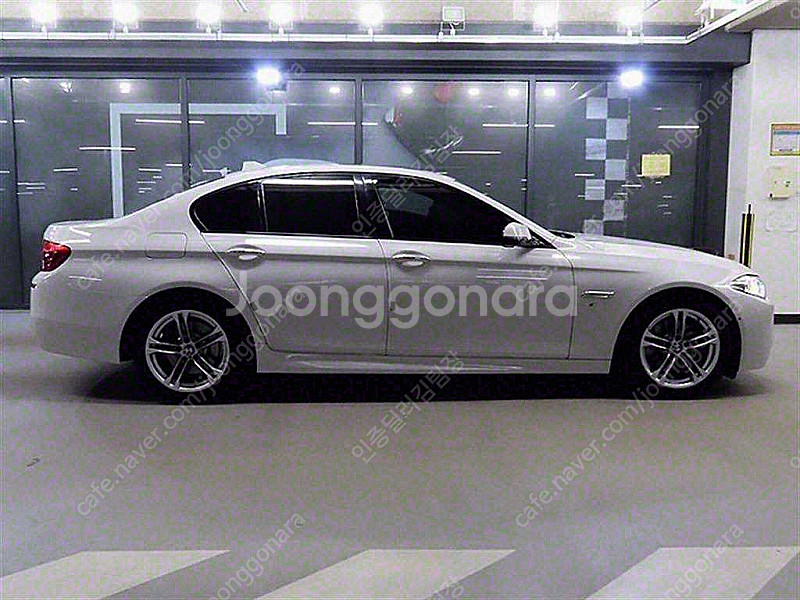 BMW 5시리즈 (F10) 520d M 에어로다이나믹 ...--2
