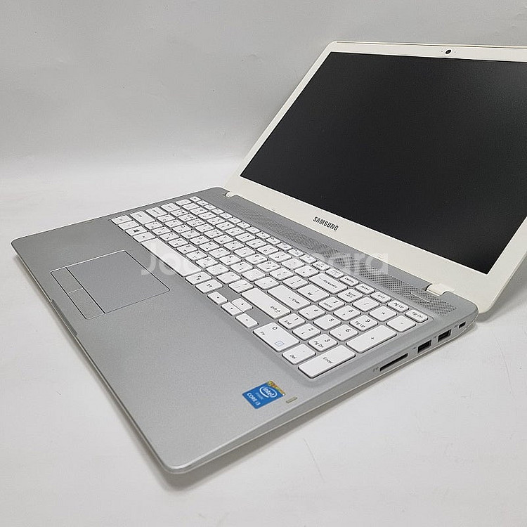 9삼성노트북 인텔Core 15형/큰화면/SSD/화이트--6