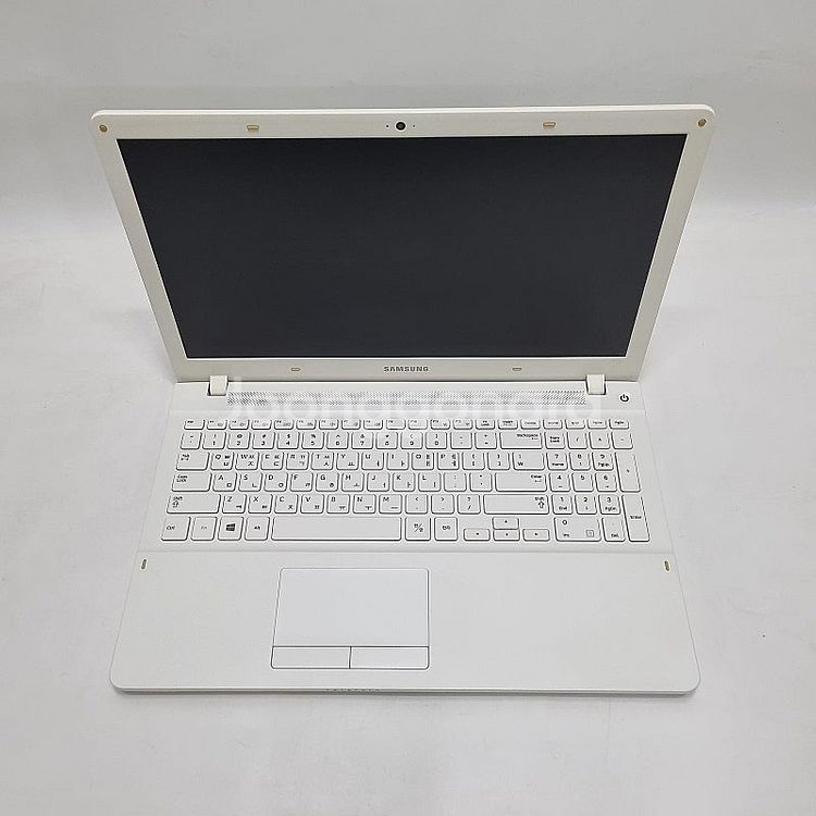12삼성노트북 인텔코어 SSD/램8G/성능업/화이트--4