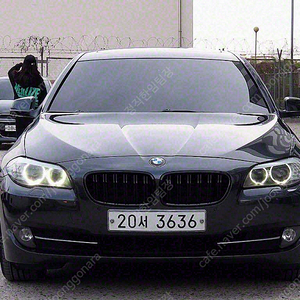 BMW 5시리즈 (F10) 520d 중고차 판매합니다 ★전액할부★저신용★