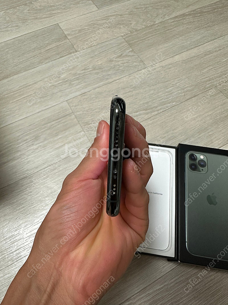 아이폰 11pro 256 미드나잇그린 24만--3