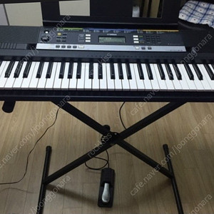 Yamaha psr e243 키보드