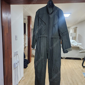 스타일리쉬한 군복형 작업복