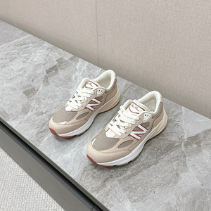 좌쓰 New Balance x Loro Piana 990v6 Made in USA 뉴발란스 x 로로 피아나 990v6 메이드 인 USA / 크림, 블랙