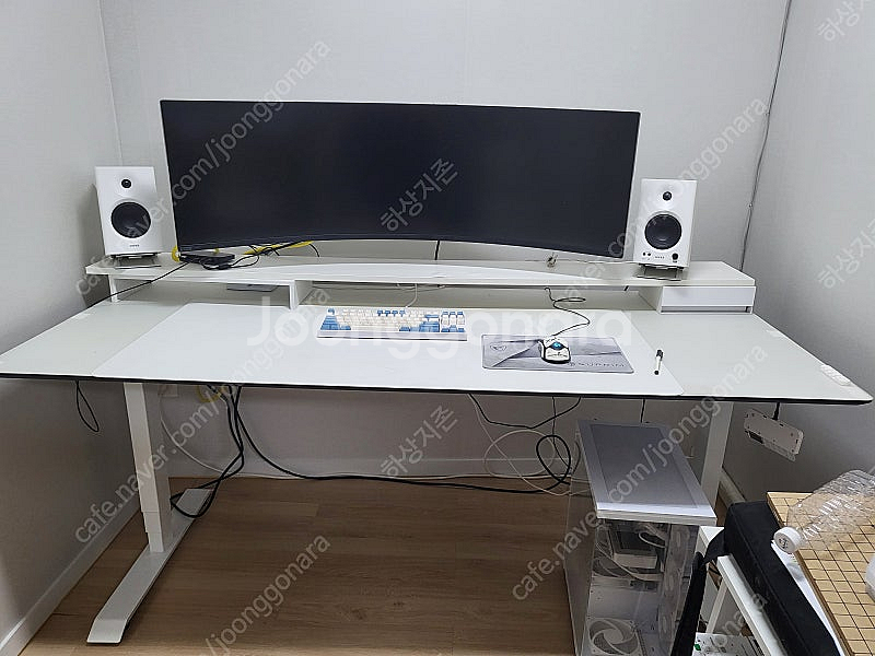 삼성 오디세이네오g9 49인치 팝니다--0