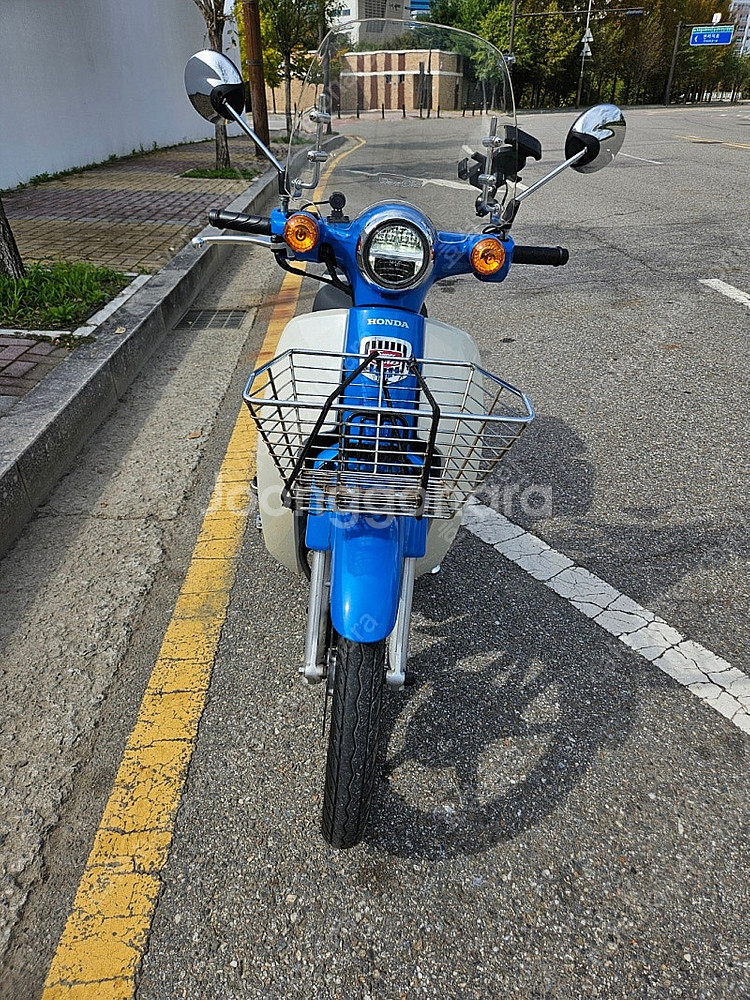 (팔아요) 혼다 슈퍼커브 파란색 22년식 1만1천키로(...--0