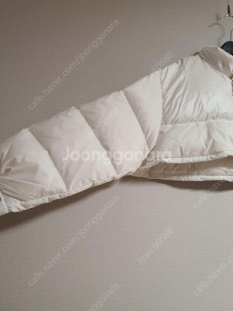 에크루 스탠드얼론 standalone 크롭 다운 패딩 ...--7