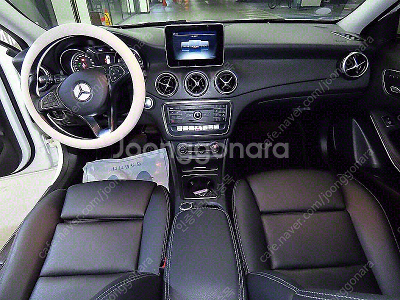 벤츠GLA클래스 X156 GLA220중고차 할부 리스 카드 저신용자 전액할부 가능합니다--9