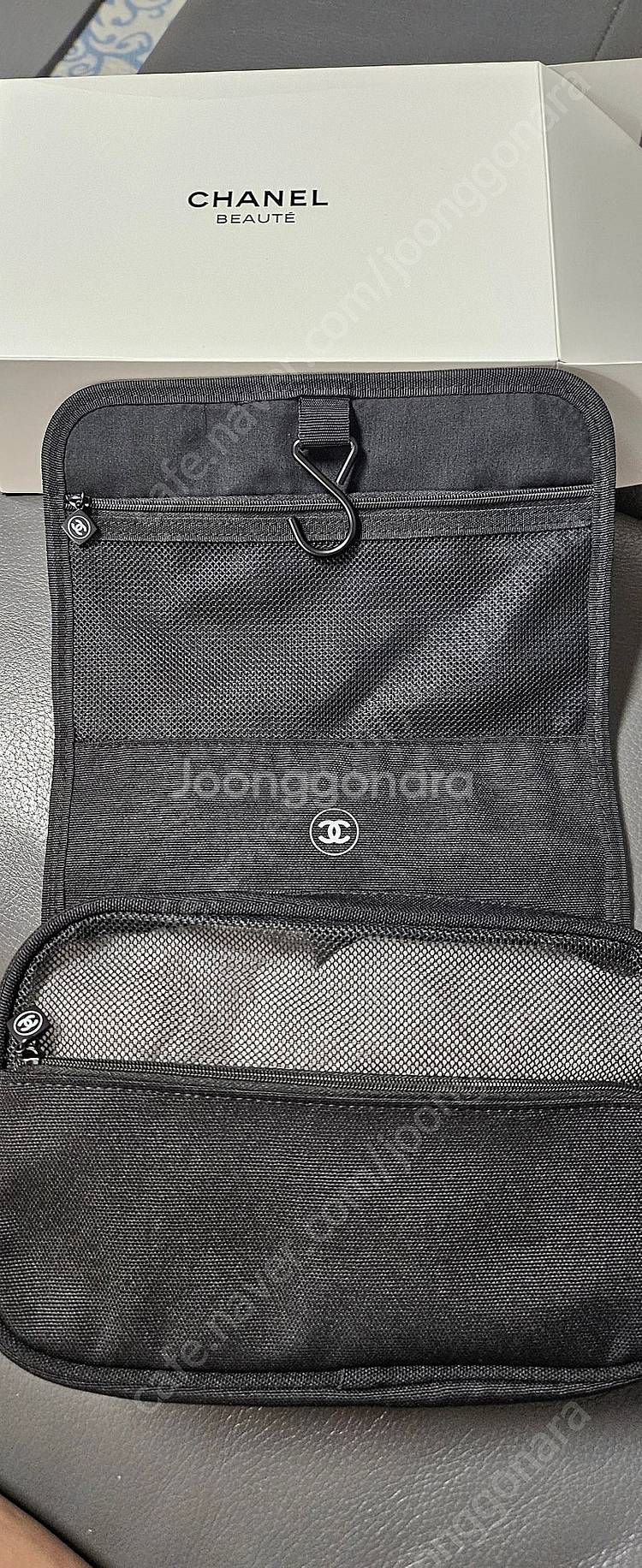 샤넬 여행용 파우치--1