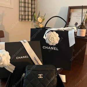 샤넬 클래식 지퍼 코인 카드 홀더 지갑 스몰 레더