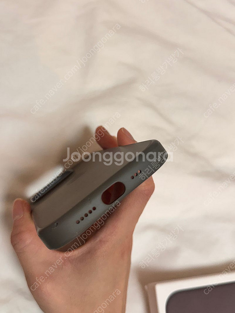 아이폰 15프로 정품 실리콘케이스(클레이)--3