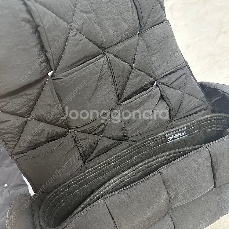 보테가베네타 카세트백 패딩 테크 벨트백--5