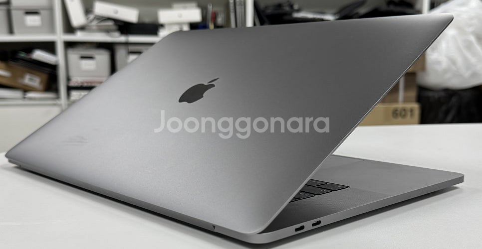[애플 맥북프로 2019 15인치] i9, 16GB, ...--2
