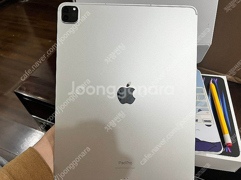 급처 아이패드 Pro6세대 M2 실버 셀룰러 256GB...--3