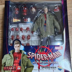 mafex 마펙스 피터 b 파커 스파이더맨 팝니다