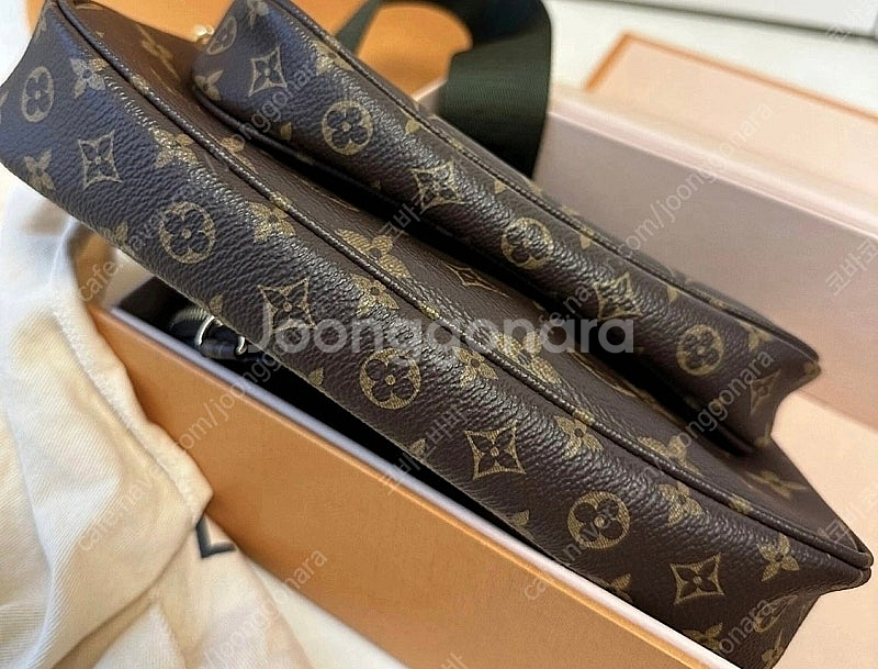 루이비통 멀티 포쉐트 악세수아--3