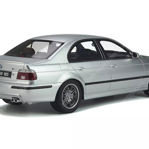 1:18 오또모빌 BMW M5 (E39) 레진 미개봉 새제품 판매. 모델카 다이캐스트