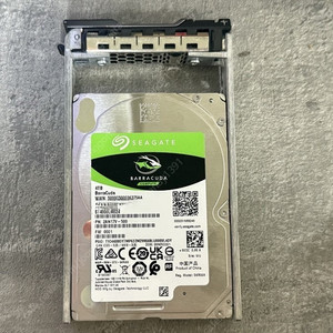 3.5인치 SEAGATE 4TB SAS HDD 판매합니다