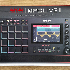 AKAI MPC LIVE Ⅱ 샘플러, 시퀀서 신품(미개봉) 판매합니다.