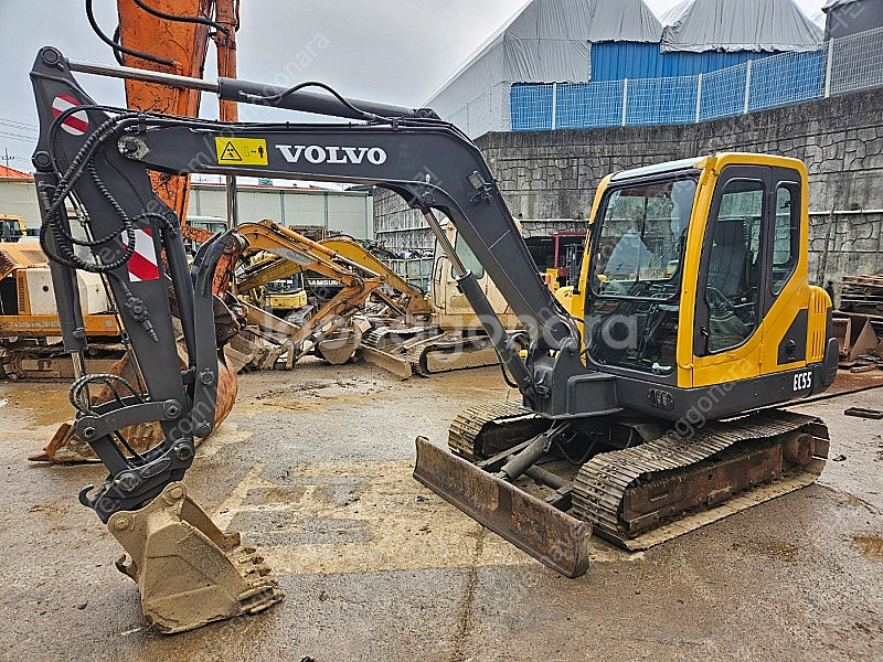 볼보 EC55 2003년식 집게장착 02 중고굴삭기--0